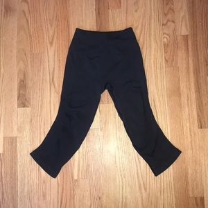 Lululemon cropped leggings